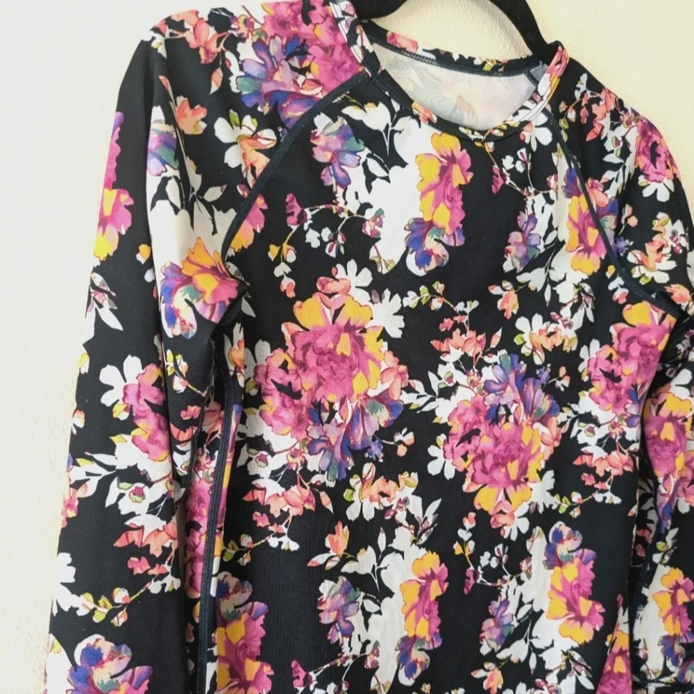Burton Kid's Lightweight Floral Base Layer sz L